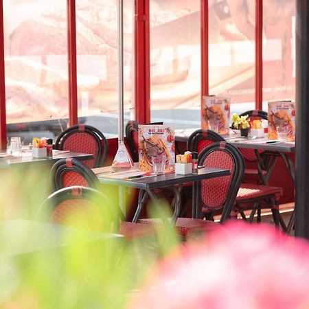 Hotel Ibis ナルボンヌ エクステリア 写真