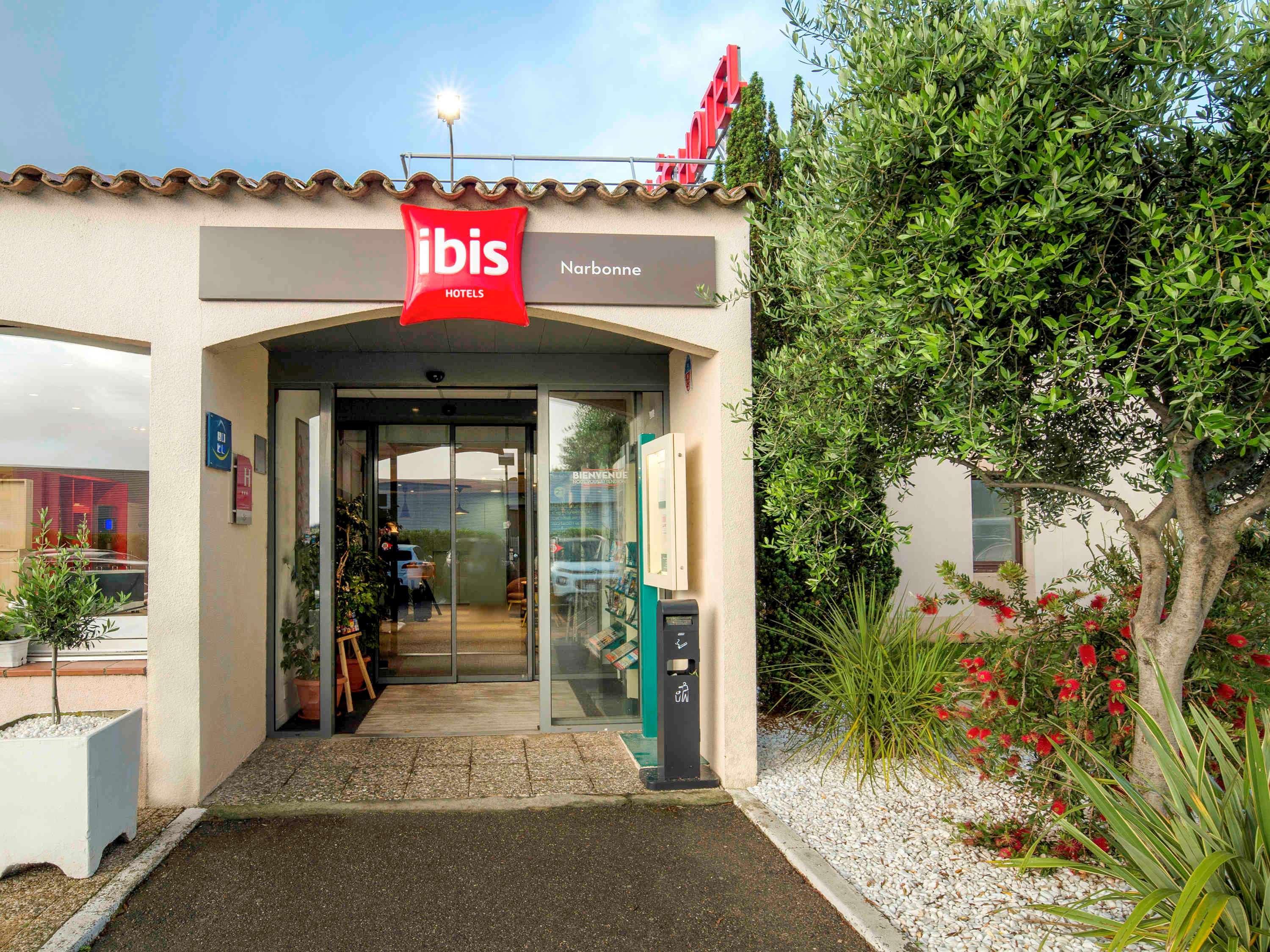 Hotel Ibis ナルボンヌ エクステリア 写真