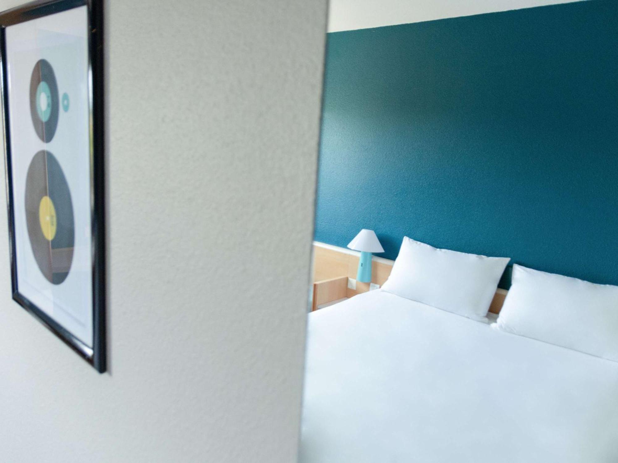 Hotel Ibis ナルボンヌ エクステリア 写真