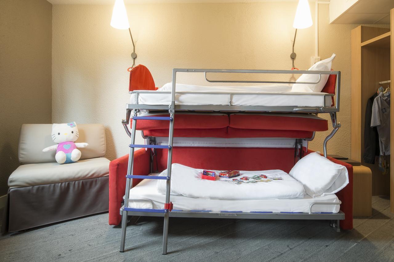 Hotel Ibis ナルボンヌ エクステリア 写真