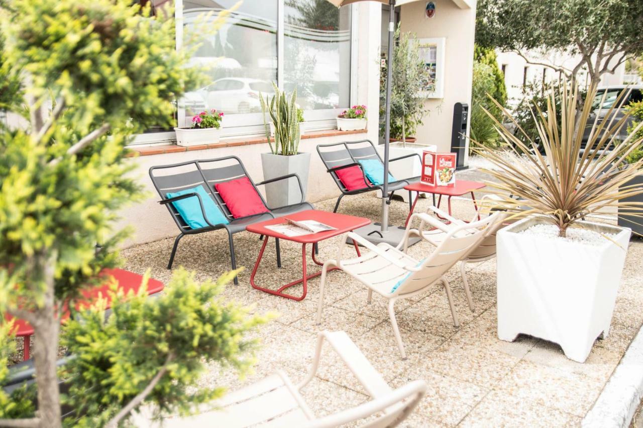 Hotel Ibis ナルボンヌ エクステリア 写真